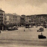 La plaza de Alfonso XIII antes de la construcción del hotel Bahía y la Porticada