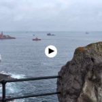 Salvamento Marítimo se entrena en Santander para salvar la bahía  y el Sardinero de una posible contaminación por hidrocarburos