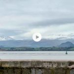 Amaina el temporal y nos vamos de pesca… y al fondo un avión aterrizando