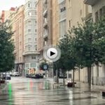 Escucha la melodía con que nos han recibido hoy los vecinos de esta calle