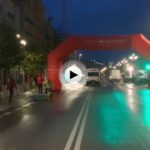 Preparativos para la media maratón en una mañana de perros